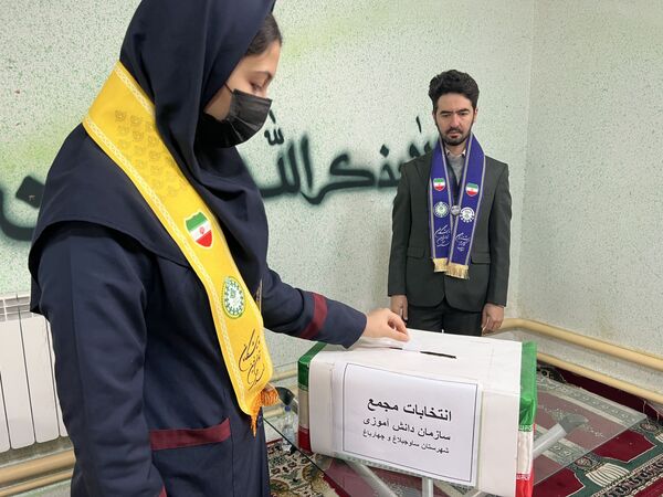 انتخابات اعضای مجمع پیشتازان سازمان دانش‌آموزی شهرستان ساوجبلاغ 