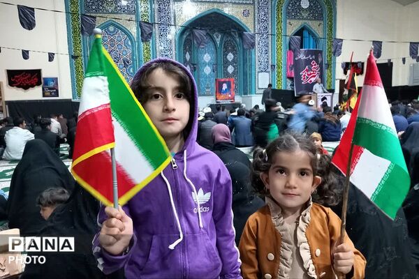 مهر و مقاومت کودکان و نوجوانان دیشموک به یاد شهدای میناب