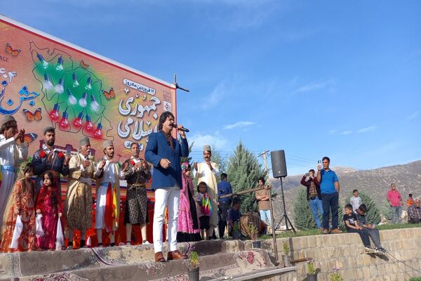جشن نوروزگاه در پارک ساحلی یاسوج 