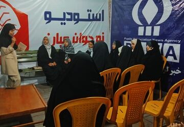 برگزاری کلاس آموزش خبر در پاتوق نوجوان مبارز