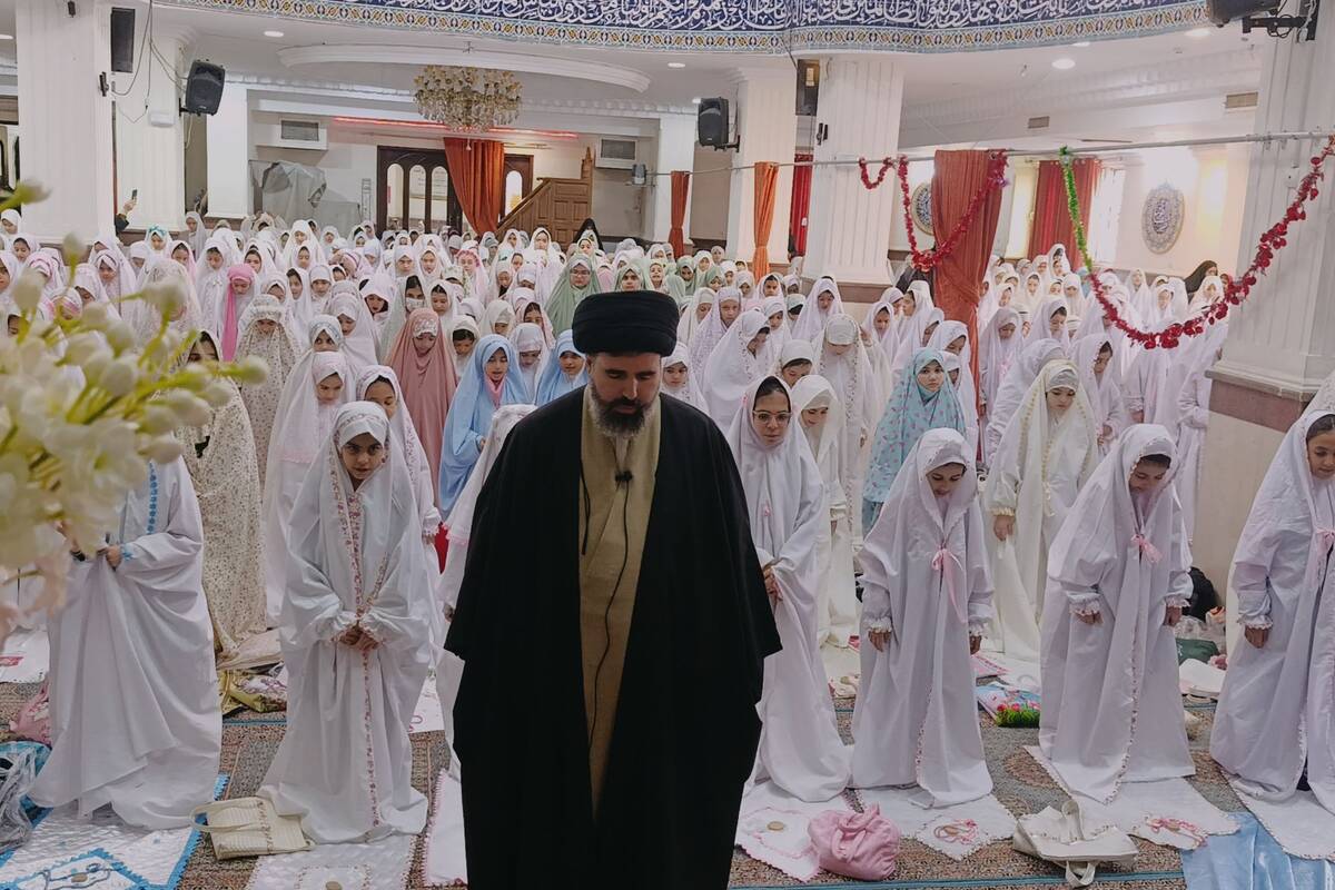 آیین جشن تکلیف دانش‌آموزان دختر شهرستان پردیس در فضایی معنوی و باشکوه