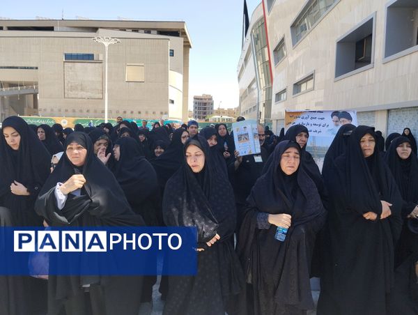 مردم مشهد در سوگ شهادت امام جواد(ع)