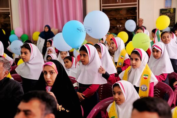 گزارش تصویری زنگ عاطفه‌ها اصفهان