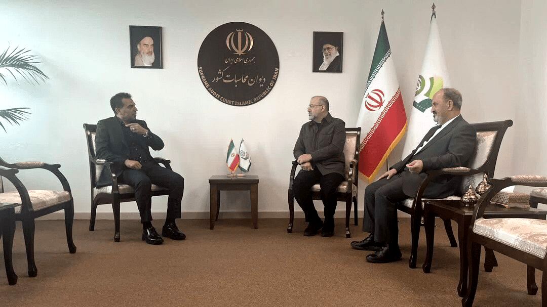 پیگیری نماینده همدان و فامنین برای تعیین تکلیف مزایای کادر دانشگاهی و مطالبات معیشتی کارکنان
