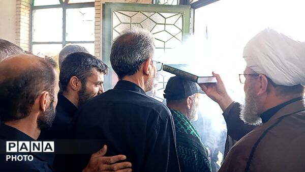 سنگین‌ترین پرچم، نصیب شانه‌های وفادار
