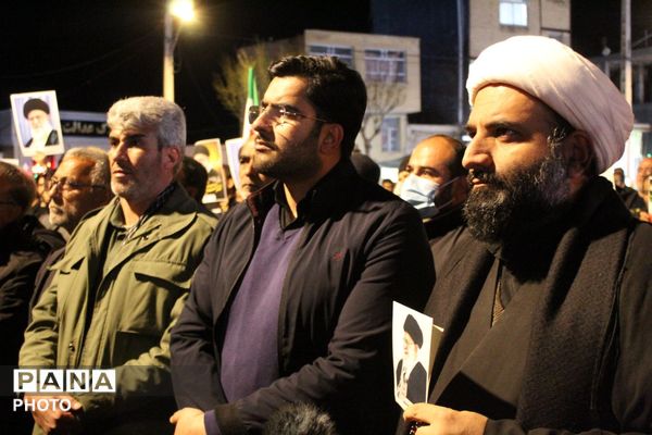 جاجرمی‌ها هم با شور و حضور بی‌نظیر پای این انقلاب ایستاده‌اند