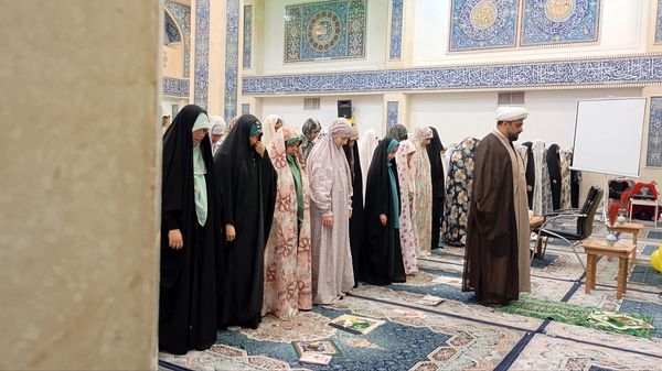 اولین روز اعتکاف دانش‌آموزی ناحیه 2 کرج و شهرستان فردیس