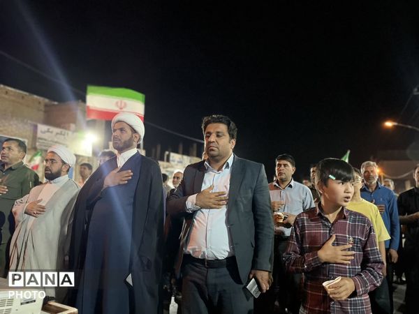 حضوردانش آموزان دراجتماع مردمی رودبارجنوب