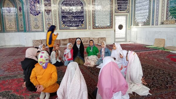 دهه نودی‌ها در نماز عبادی سیاسی جمعه