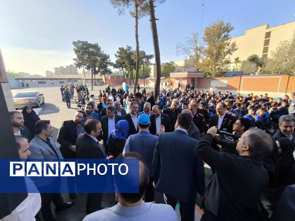 افتتاح هنرستان شهید یاریجانی با حضور یومیکو ایشیکاوا، نماینده سازمان ملل متحد