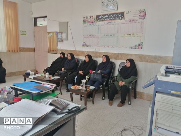 بازدید کارشناسان  آموزش و پرورش خلیل آباد از آموزشگاه زهرا عبداللهیان