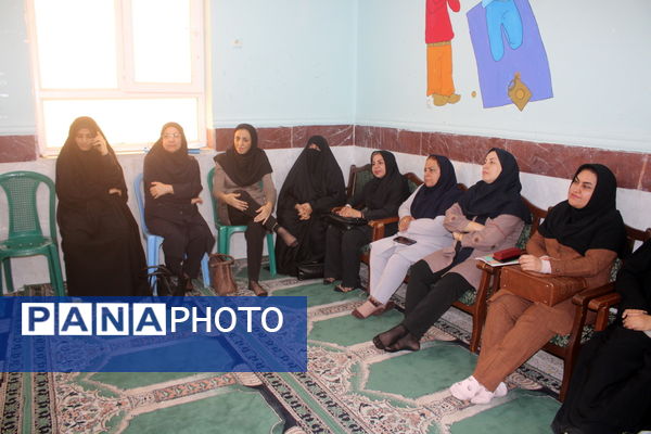 جشن بزرگداشت مقام معلم در دبستان نبوت شهرستان بوشهر