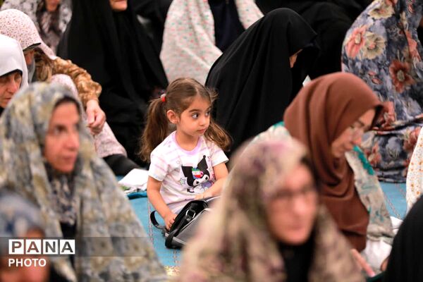 نماز جمعه ساوجبلاغ؛ تجلی معنویت، بصیرت و وحدت