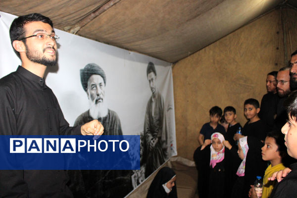 روایتگری طلاب جوان در یادواره شهدای مدرسه حقانی قم