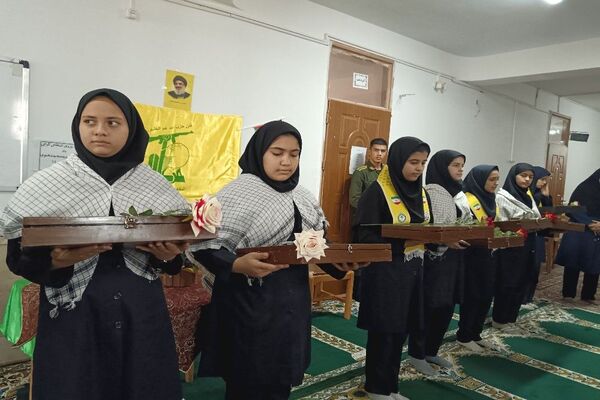گرامیداشت هفته نیروی انتظامی در دبیرستان شهید مجید دهنوی