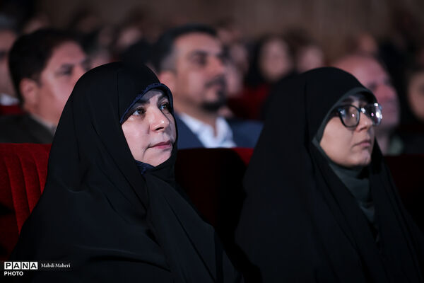  آیین گرامیداشت هفته پیوند اولیا و مربیان