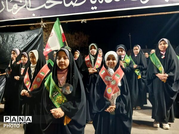  بیعت فرهنگیان آموزش و پرورش مه ولات با رهبر جمهوری اسلامی ایران