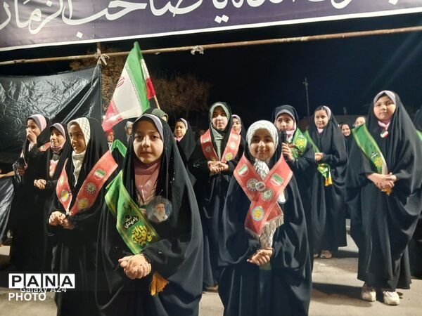  بیعت فرهنگیان آموزش و پرورش مه ولات با رهبر جمهوری اسلامی ایران