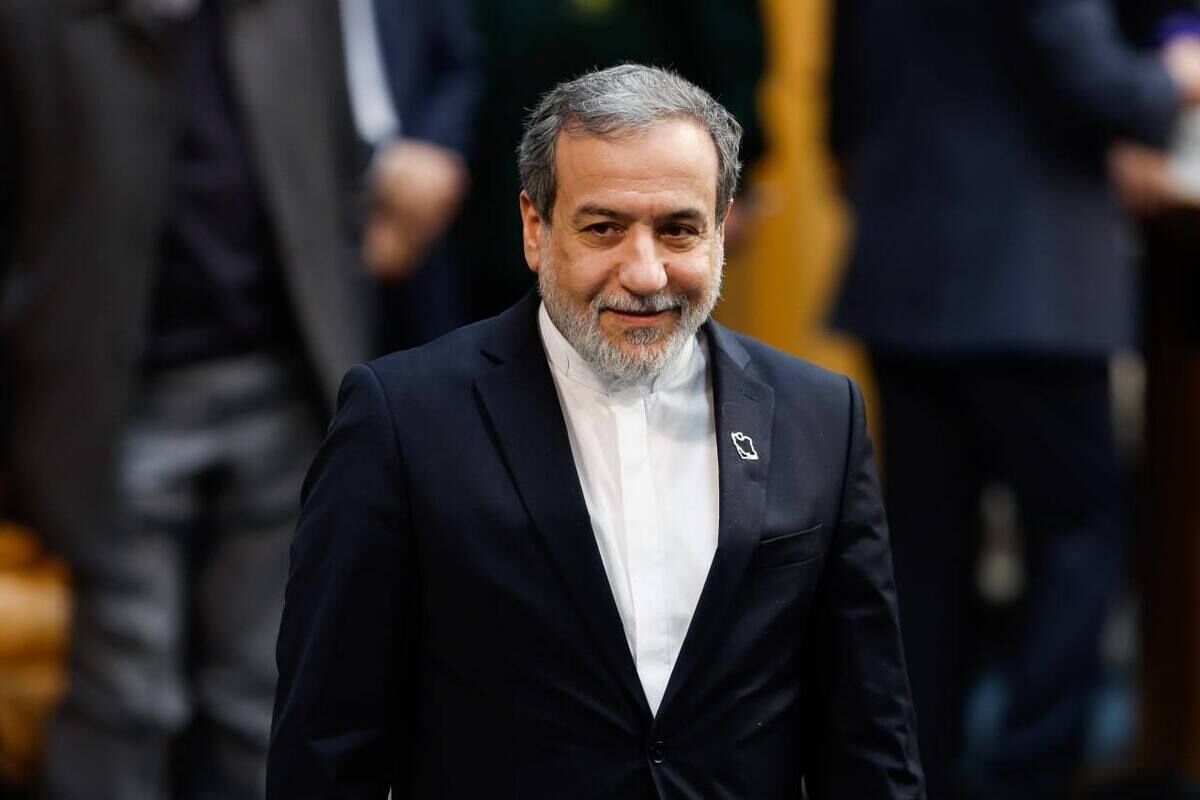 دیپلماسی مقتدرانه ایران؛ گفت‌وگو بدون عقب‌نشینی/‌مذاکره با غرب تنها در سایه «موقعیت برابر» و توقف تهدیدات