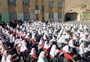 جشن بازگشایی مدرسه پروین اعتصامی شازند؛ هنگامه‌ای پر از شوق و انگیزه