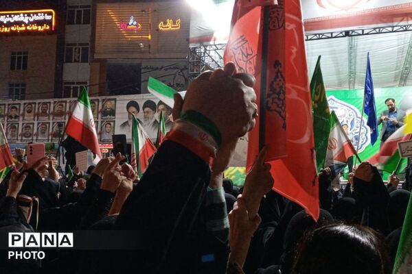 تجلیل از خبرنگاران پانا در صحنه جهاد تبیین
