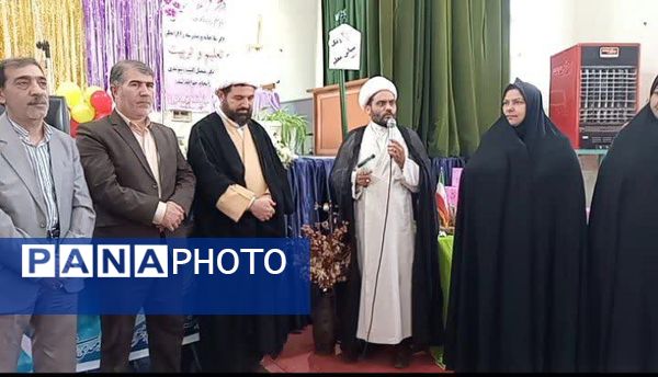 آیین نواختن زنگ معلم در دبیرستان نمونه دولتی فراهی فاروج همزمان با سراسر کشور