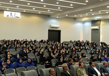 نشست توانمندسازی و ارتقای کیفیت معلمان مدارس ابتدایی غیردولتی