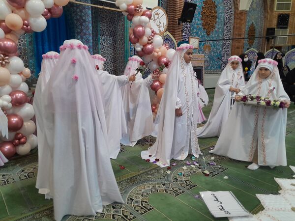 جشن بهار بندگی و موهبت مکلف شدن دختران دانش‌آموز منطقه پردیس