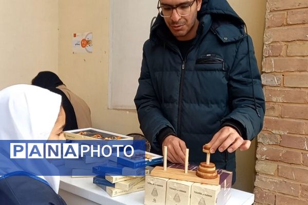 بازدید دانش‌آموزان دبستان صدیقی از آیین اختتامیه رویداد ملی دارالفنون