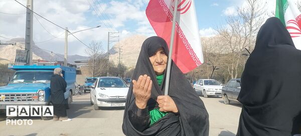 حرکت دسته سینه زنی و گرامیداشت چهلم امام شهید در شهربار نیشابور 
