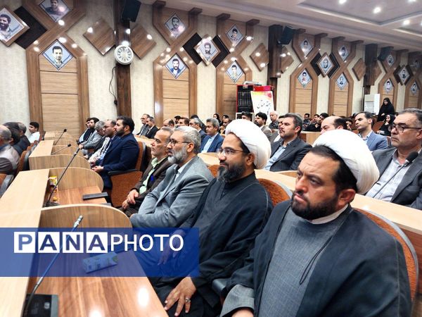 جلسه شورای اداری کاشمر