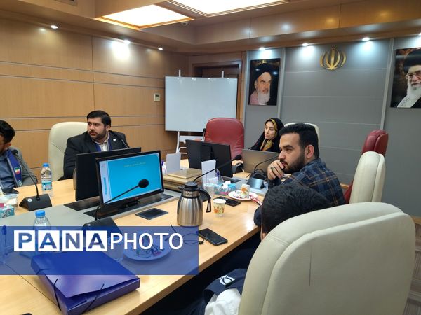 بازدید دانش‌آموز خبرنگاران پانا از ستاد ویژه توسعه فناوری نانو؛ آشنایی با دنیای فناوری‌های نوین