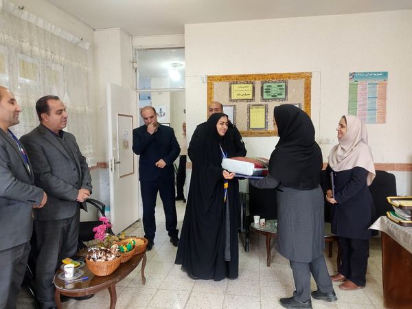 تفدیر سازمان دانش‌آموزی همدان از مدارس فعال تشکیلاتی پیشتازان