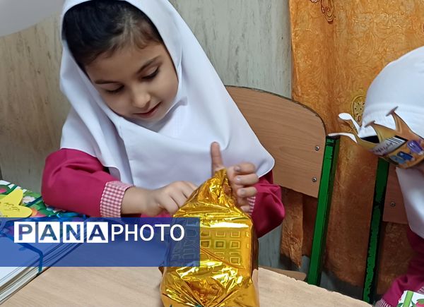 جشن شکوفه‌ها در خشکبیجار 