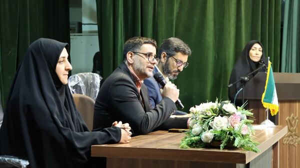 مراسم تجلیل و نکوداشت معاونان و مربیان پرورشی در کاشان