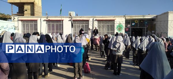 تقدیر از دانش آموزان حافظ قرآن دبستان شهید نجفی فدافن