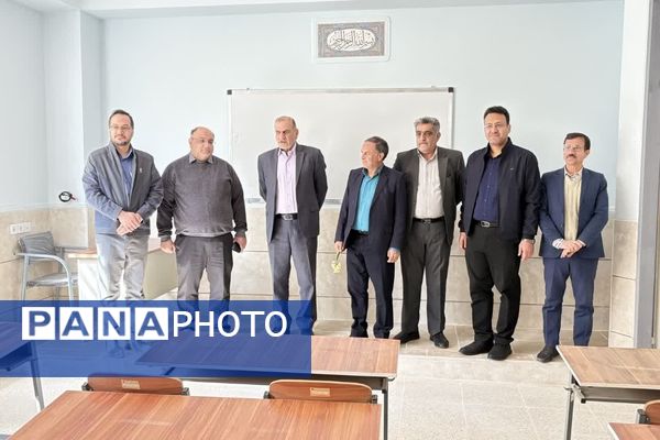 بازدید مشاور وزیر آموزش‌وپرورش از پروژه‌های درحال ساخت شهرستان زرقان