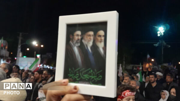 شصت ویکمین موج اجتماعات مردمی،کوهدشت میدان امام خمینی (ره)