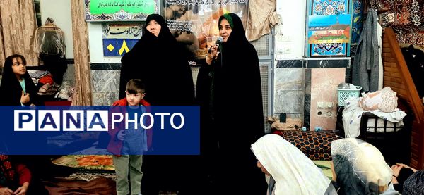 مراسم اعتکاف مادر دختری در مسجد صاحب الزمان آشخانه