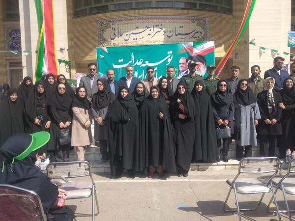 نواخته شدن زنگ مهر،زنگ خیرین و زنگ ایثار  در دبیرستان حسین ملایی