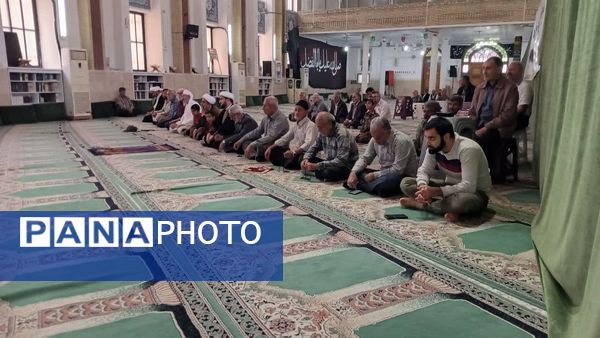 پیوند دل‌های مؤمن در صفوف نماز جمعه بندرترکمن