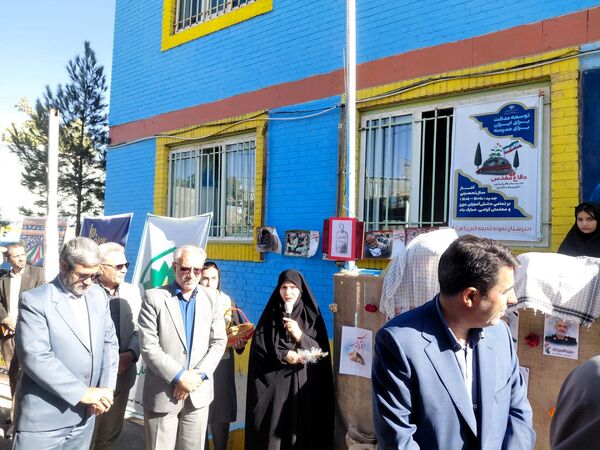 مراسم بازگشایی مدارس و جشن عاطفه‌ها در مدرسه نمونه دولتی خدیجه الکبری(س) قروه
