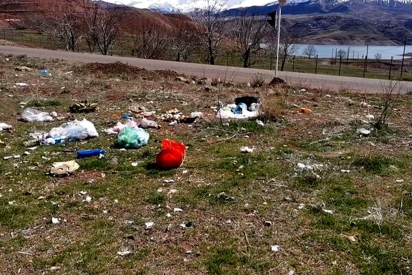 پاکسازی طبیعت در روز طبیعت
