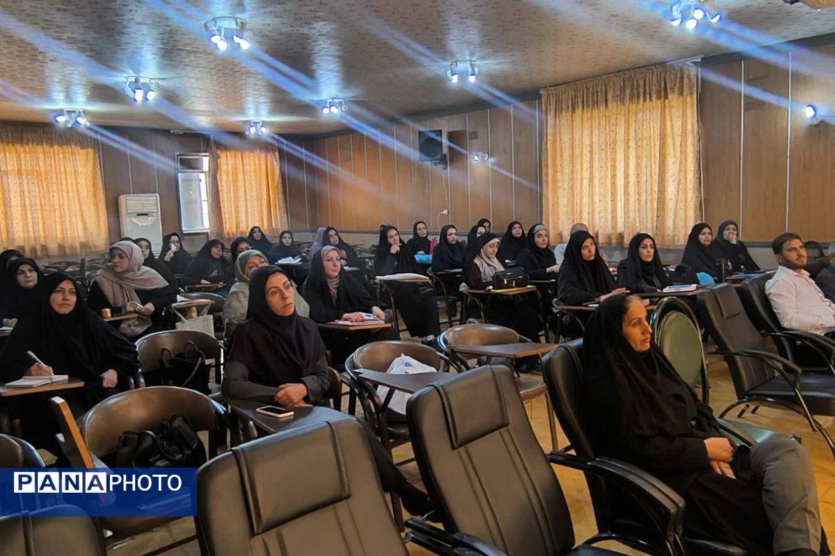 برگزاری جلسه هم اندیشی و انتخابات نماینده مراکز کودکستان‌های ناحیه یک شهرری