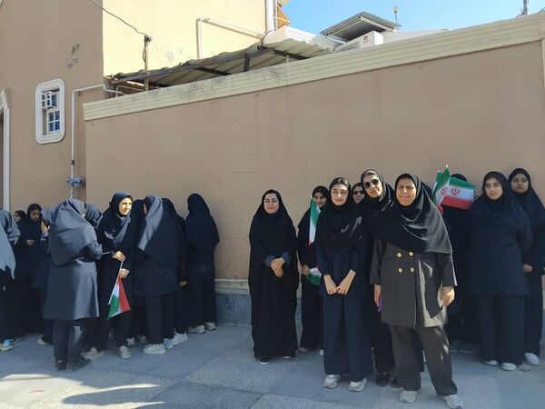  مراسم تشییع پیکر مطهر شهید گمنام در شهرستان بستک