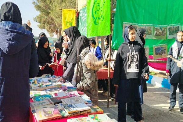  جشن نیمه شعبان در آموزشگاه شهید مجید دهنوی نیشابور 