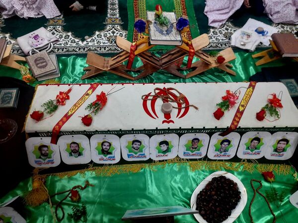 حضور مادران شهدا در مدرسه شهید رزمی خلیل آباد