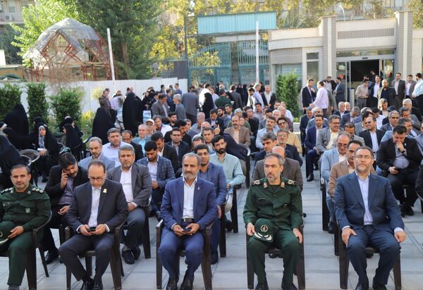 صبحگاه مشترک بسیج فرهنگیان اداره‌‌کل آموزش و پرورش شهر تهران 