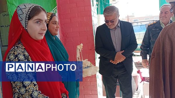 از حماسه تا آینده؛ مدارس، ادامه‌دهندگان راه نور در ۴۷ سالگی انقلاب