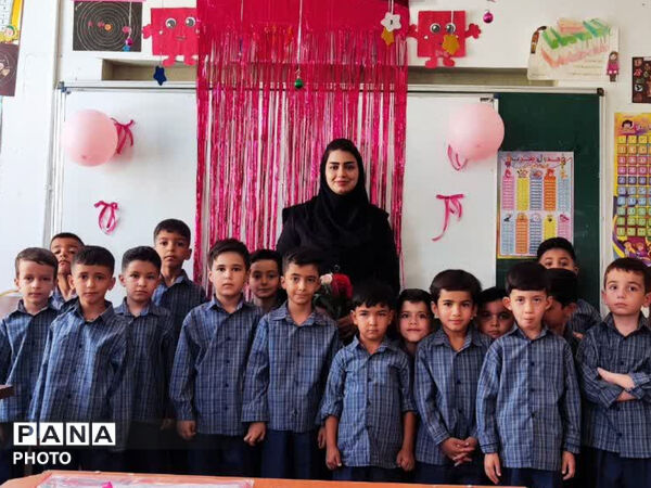 جشن شکوفه‌ها در قادرآباد